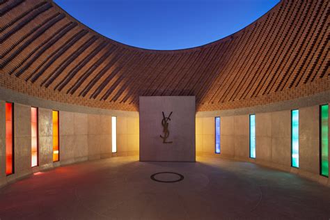 il museo yves saint laurent a marrakech akari|yves st laurent museum.